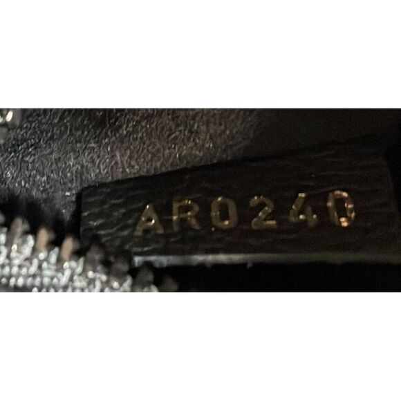 Louis Vuitton Lockme Monochrome Tote Leather PM Black - Picture 9 of 9